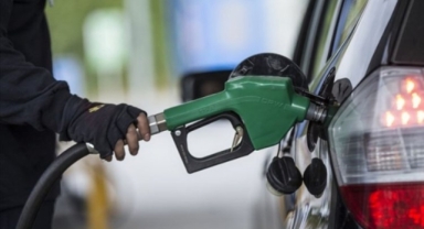 Benzin ve motorine zam bekleniyor