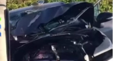 Bursa'da araç kaza sonucu hurdaya döndü: 4 ağır yaralı