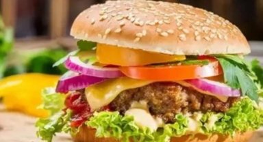 Dünyaca ünlü fast-food zincirlerinde E. Coli paniği sonrası menülerden çıkartılıyor