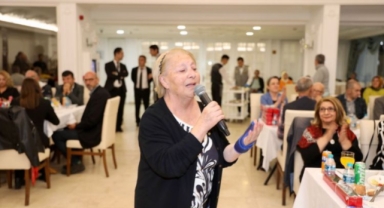 İBB’DEN DÜNYA YAŞLILAR GÜNÜNE ÖZEL BİR KUTLAMA