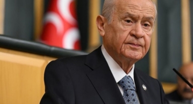 MHP lideri Bahçeli: Devleti milletten ayırmak bölücülüktür