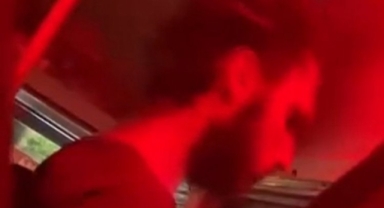 Minibüste kız öğrencileri rahatsız etti