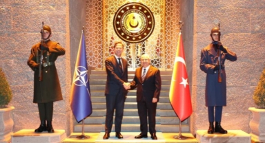 Bakan Güler, NATO Genel Sekreteri Rutte ile Bir Araya Geldi