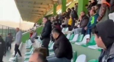 Bursa'da amatör maçta tribün boks ringine döndü