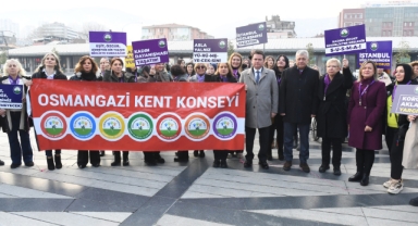 Düdükler kadına şiddetin durması için çaldı
