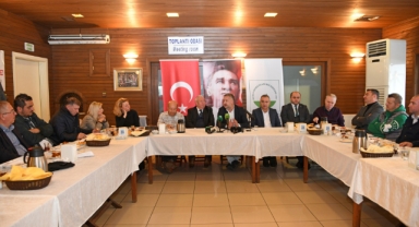 Osmangazi Belediyespor Başkanı Fatih Karayılan, spor basını ile buluştu