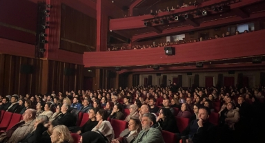 Shirley Valentine’ Bursa’da sahnelendi