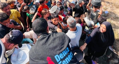 Türkiye, Gazze’ye Yardım Göndermeye Devam Ediyor: İsrail Saldırıları 1. Yılını Doldurdu