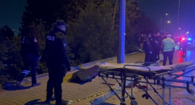 Bursa'da feci kaza: Otomobile çarpan motosikletteki 2 kişi hayatını kaybetti