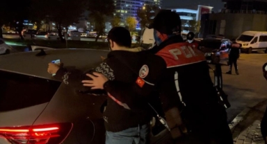 Bursa'da Yunus Timlerinden ‘huzur’ uygulaması : 8 silah 17 şüpheli yakalandı