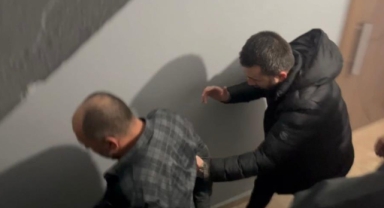 Katil zanlısı ekipleri peşine taktı, çatıda nefes kesen operasyonla yakalandı