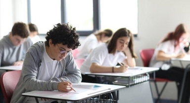 Okul kıyafeti yönetmeliği değişti: Eşit ve ekonomik kıyafetler