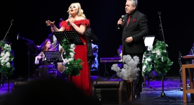 ‘Sanat Güneşi’ Zeki Müren, Bursa’da anıldı