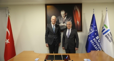 Bursa Büyükşehir’den ‘Eğitimde Yeni Yaklaşımlar’ konferansı