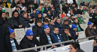 BURSASPOR SEVGİSİ ENGEL TANIMADI