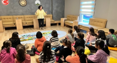 Çocuklar için Masal Tadında Şiirler