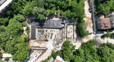Doksan senelik Havuzlu Park'ta inşaat durdu, muhtar isyan etti