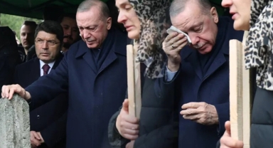 Erdoğan, Yangın felaketinde gözyaşlarını tutamadı