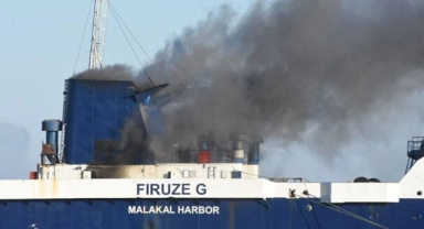 Firuze G.'de Korkutan yangın: Samsun Limanı'nda seferberlik