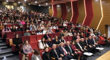 Mudanya Üniversitesi’nde yeni dünyada çocuk olmak semineri gerçekleştirildi