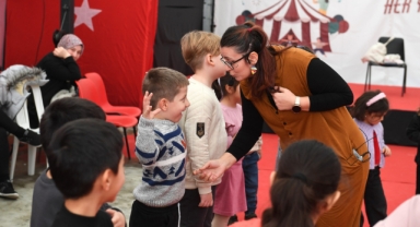 Osmangazi'de Çocuklar duygularını drama ile keşfetti