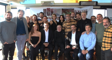 Ovacık’ta Modern Bir “Zübük” Komedisi: “Oy’una Geldik” Seyirciyle Buluşuyor