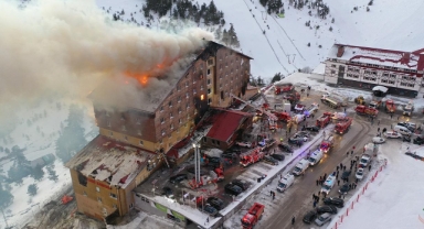 Yangın faciasında hayatını kaybedenlerin sayısı 79’a yükseldi