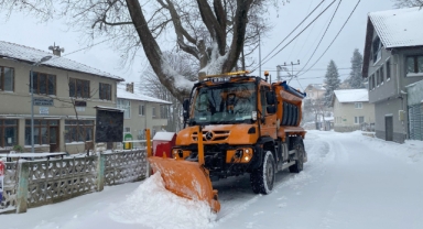 Bursa'da Kışa karşı hızlı müdahale: Osmangazi Belediyesi 24 saat çalışıyor