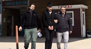Çalıntı kamyonetle nefes kesen kaçış