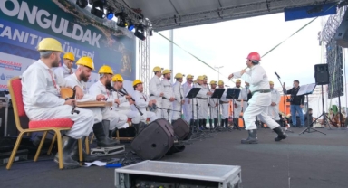 Çöp kamyonunun altında kalan yaşlı kadın hayatını kaybetti