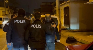 Ekiplerin devriye sırasında şüphelendikleri otomobilin sürücüsü alkollü çıktı
