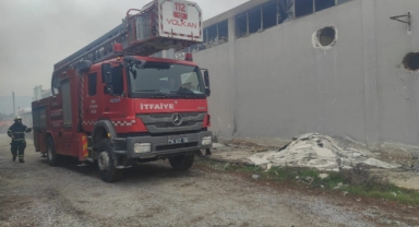İnegöl'de Terkedilmiş fabrikada korkutan yangın