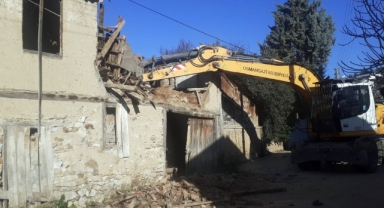 Osmangazi’de Metruk binalar yıkılıyor: Güvenlik için büyük adım