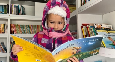 Osmangazi’nin Gezici kütüphanesi: Kitaplar ve yaratıcılık çocukları buluşturuyor