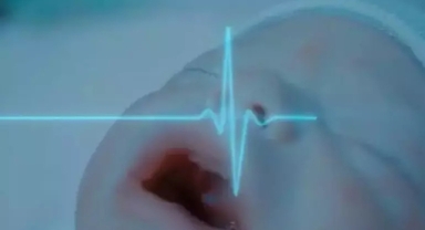 112 Ekiplerinin müdahalesiyle bir bebek hayata döndü