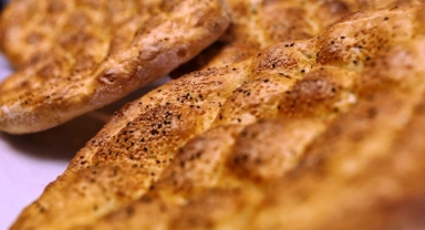 Bursa’da 450 gramlık BESAŞ Ramazan pidesi 20 TL