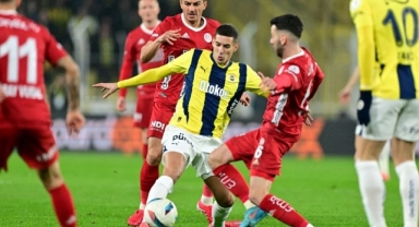 Fenerbahçe 3-0'la Zirveye yükseldi, En-Nesyri tarihe geçti