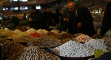 Bazı bakliyat ve yem bitkilerindeki üretimle iç tüketimi karşılayamıyoruz