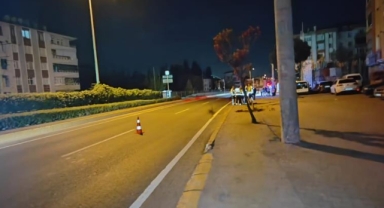 Savrulan sürat motorundaki iki kişi yaralandı