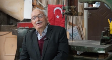 64 yıldır ahşap ile iç içe hayat sürüyor