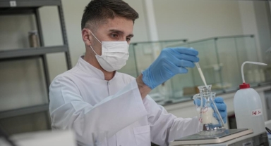 Mehmetçiğin içtiği sütten, yediği konserveye kadar hepsi bu laboratuvardan geçiyor