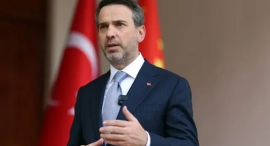 Türkiye'de Elektrik Endişesi: Bakan Bayraktar'dan Yanıt Geldi