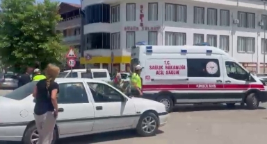 İznik’te otomobil ile motosiklet çarpıştı: 1 yaralı