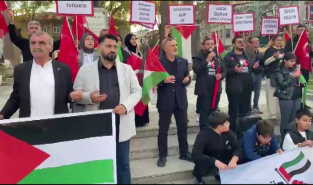 Burgaz Gençlik Derneği’nden Filistin’e destek yürüyüşü