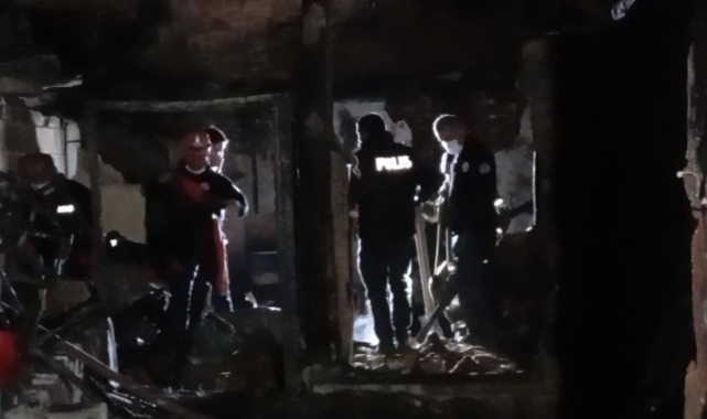 Bursa'daki ev yangınında kaybolan yaşlı adamın cansız bedeni bulundu