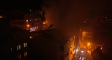 Bursa'da apartmanın deposunda çıkan yangın paniğe neden oldu