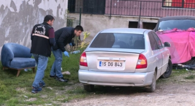 Bursa'da emanet ettiği aracı, kurşunlandığını görünce şok geçirdi