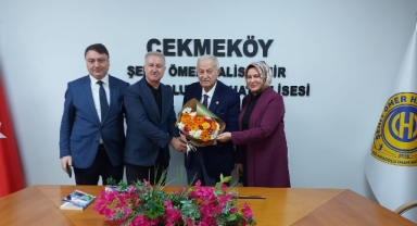 ESKİ BAKAN İSMAİL MÜFTÜOĞLU ÇEKMEKÖY ŞEHİT ÖMER HALİSDEMİR KIZ İHL ZİYARET ETTİ