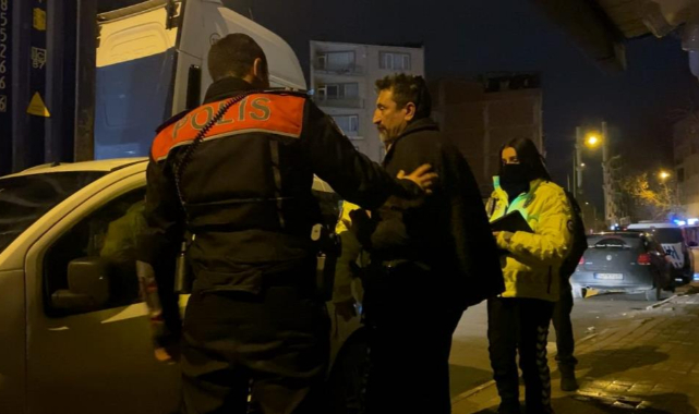 Polislerin alkollü sürücüyle imtihanı