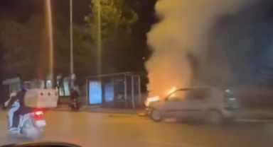 Bursa'da otomobil alevlere teslim oldu